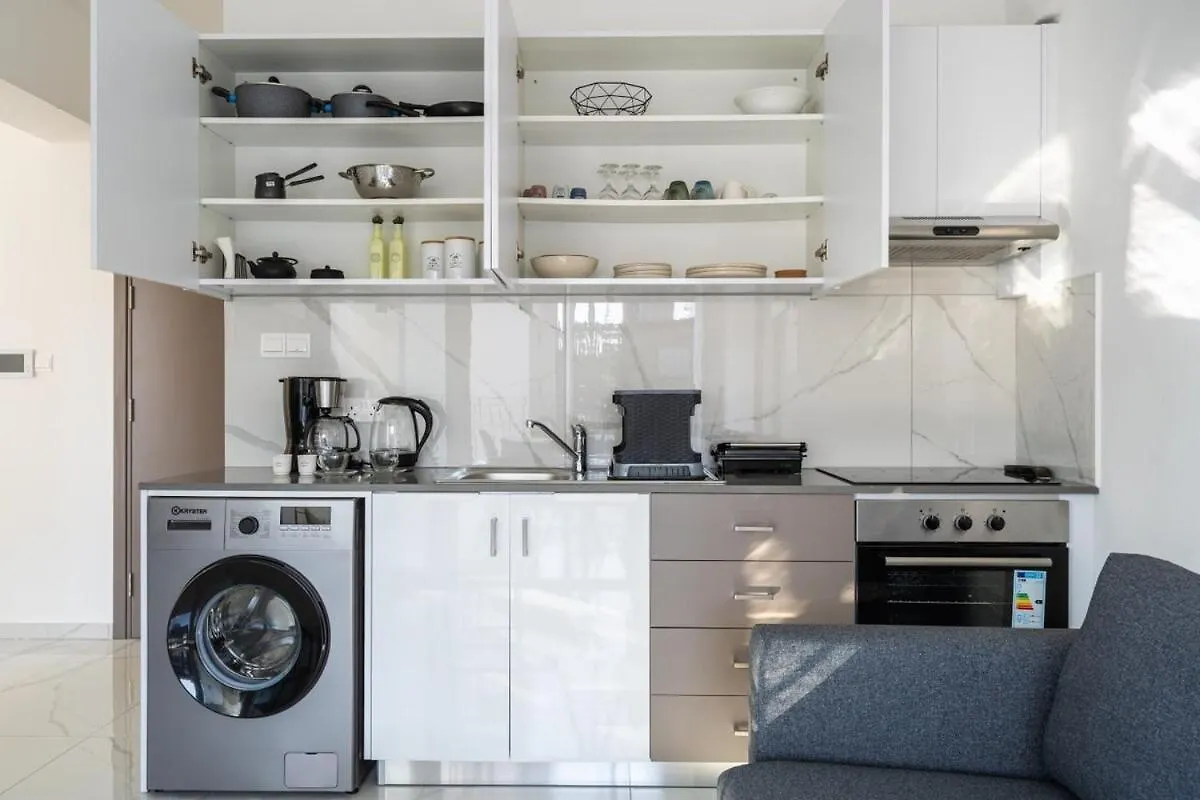 Apartment Marble - Cozy Studio W Balcony In Larnaca Cyprus